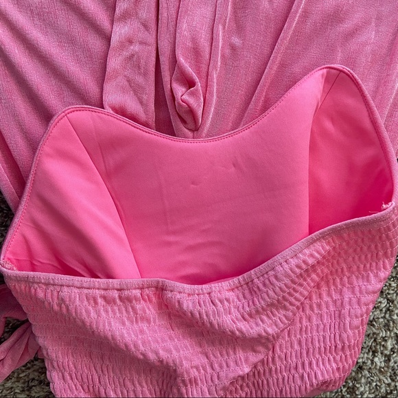 Pink slinky jumper with belt - Picture 4 of 8